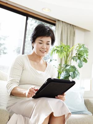 ナチュラルなカラコンを購入可能